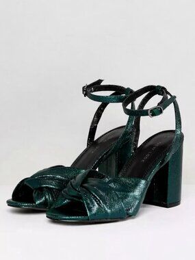 New Look Emerald Green Metallic Block Heel Sandals Twisted Knot Size US 9 EU 40